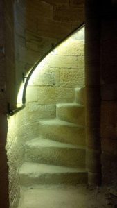 Tour de Cardaillac : rampe lumineuse avec cordon de LED